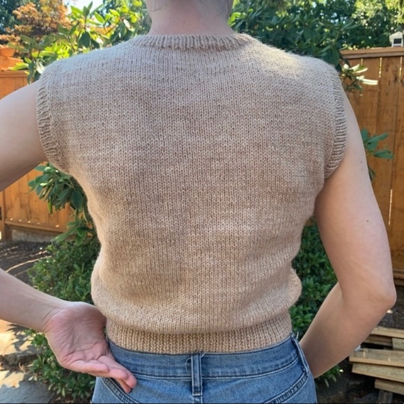 Vintage sweater vest- original wool - Picture 2 of 3